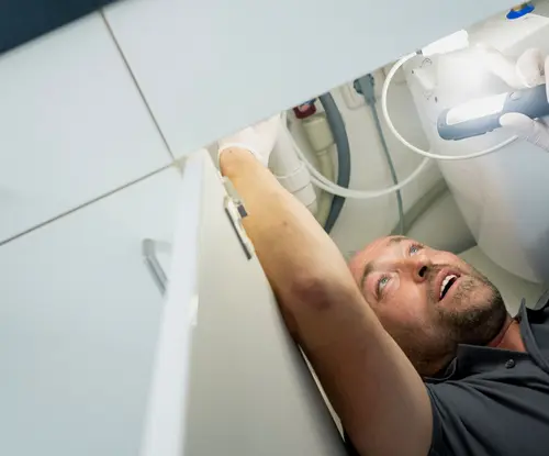 Professionelle Wartung Professionelle Wartung